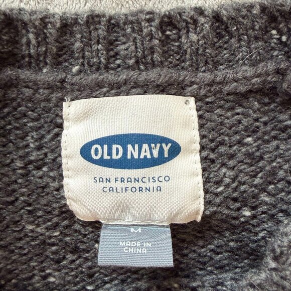 Gray old navy sweater size M - Picture 2 of 8